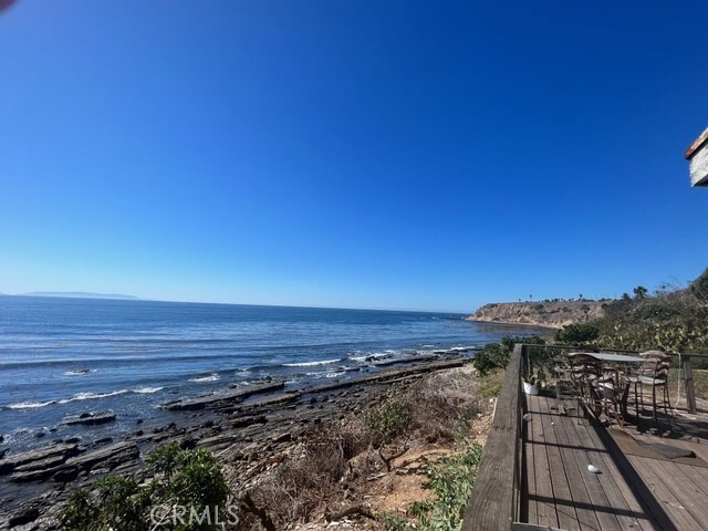 Building Photo - 1375 W Paseo Del Mar