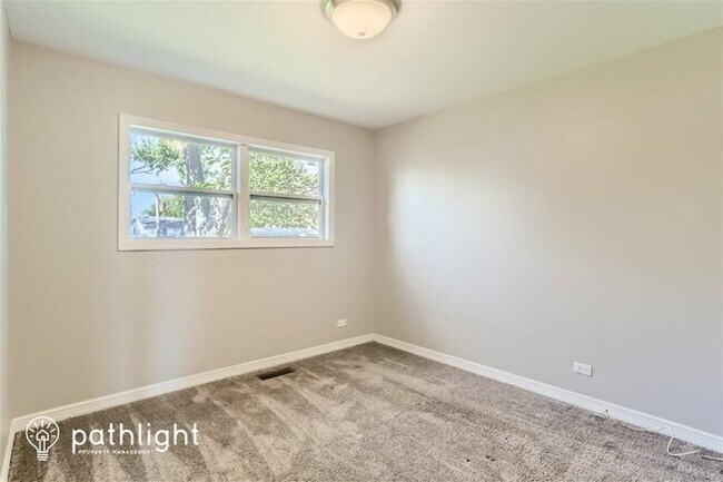 Building Photo - 2212 Apache Lane, Woodridge, IL, 60517