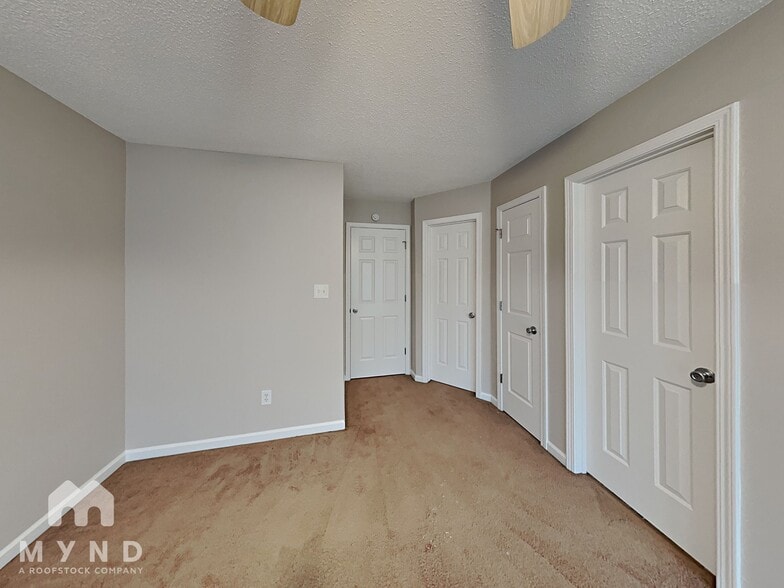 Building Photo - 5492 Sierra Tr