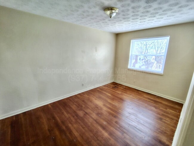 Building Photo - 4278 Catalpa Dr.