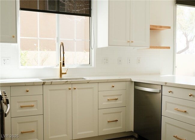 Building Photo - 2276 Aragon Canyon St