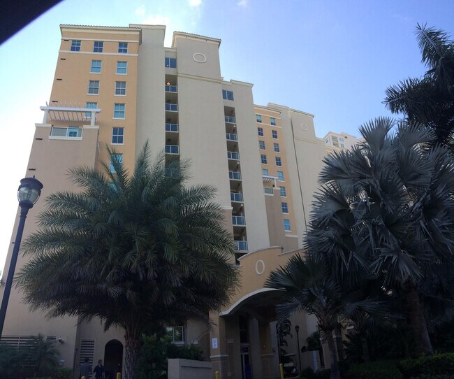 Building Photo - 3340 NE 190th St