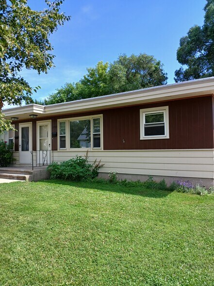 Front of home - 3709 60th Pl