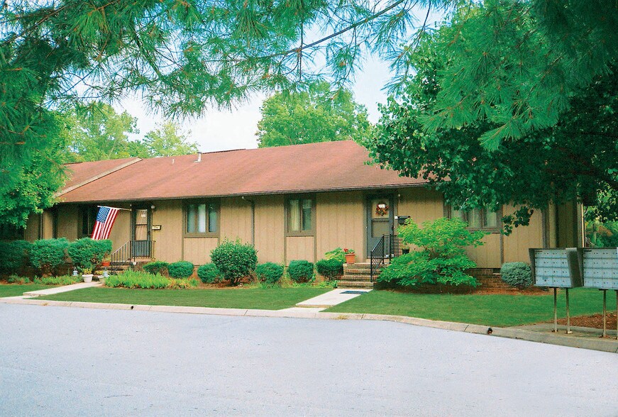 Colony Garden Apartments 641 Statesville Blvd Salisbury NC 28144