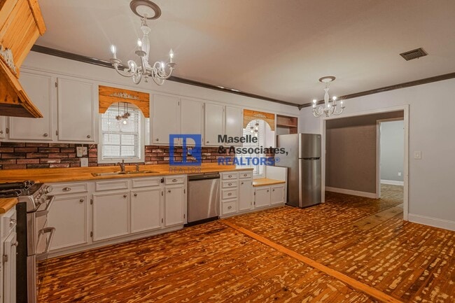 Building Photo - 3 Bed/2 Bath Home in Crystal Springs