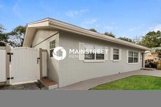Building Photo - 3 Bedroom Pet-Friendly Home in Fern Park, FL with Main Street Renewal