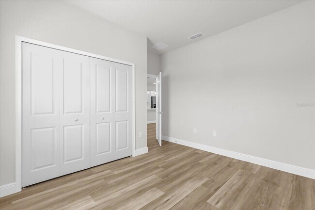 Building Photo - 3935 SW 151st Pl