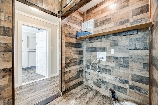 Building Photo - Super cute, 3 bedroom 1 bath in Chester!