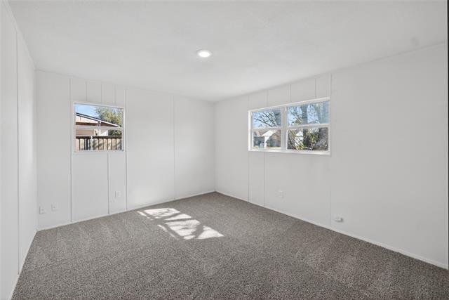 Building Photo - 2020 Midlake Rd