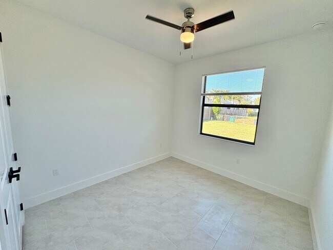 Building Photo - Brand New Construction Pool Home - 3 Beds + Den, 2 Baths, 3 Car Garage