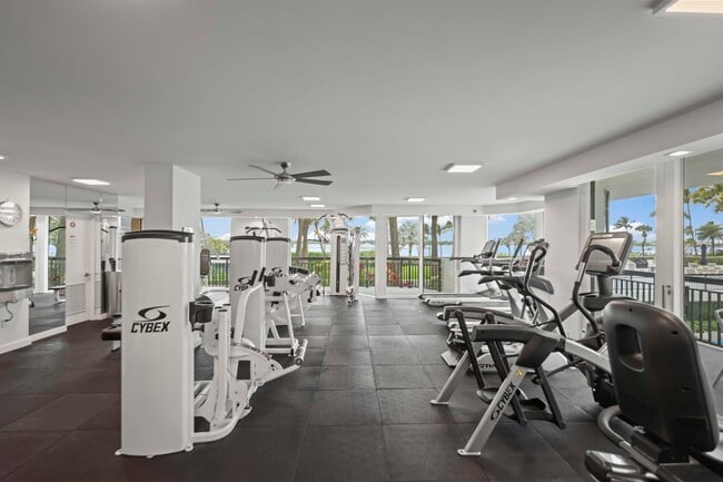 Building Photo - 3140 S Ocean Blvd