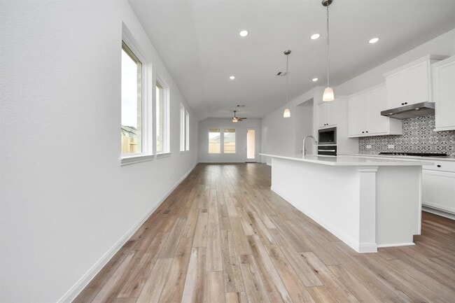 Building Photo - 7314 Blue Gentiana Ln