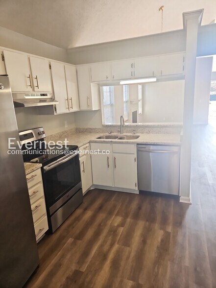 Building Photo - 1407 Apache Ln
