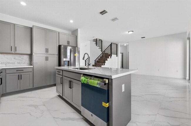 Building Photo - 15441 SW 20 Ln