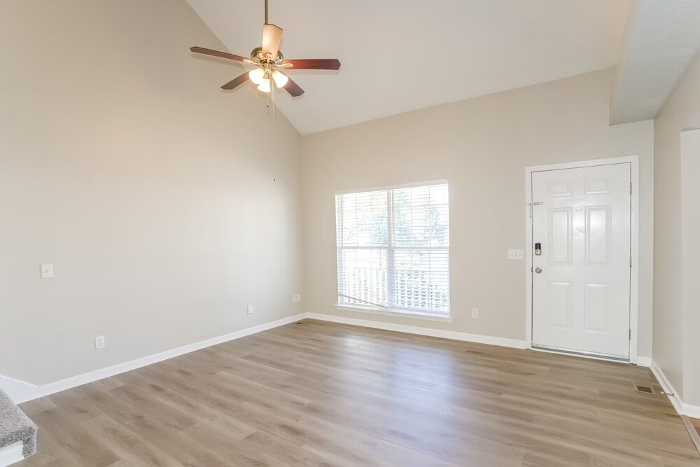 Building Photo - 119 Shady View Dr