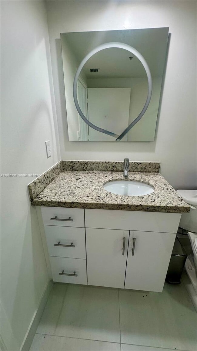 Building Photo - 335 S Biscayne Blvd