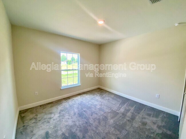 Building Photo - 153 Anzio Dr