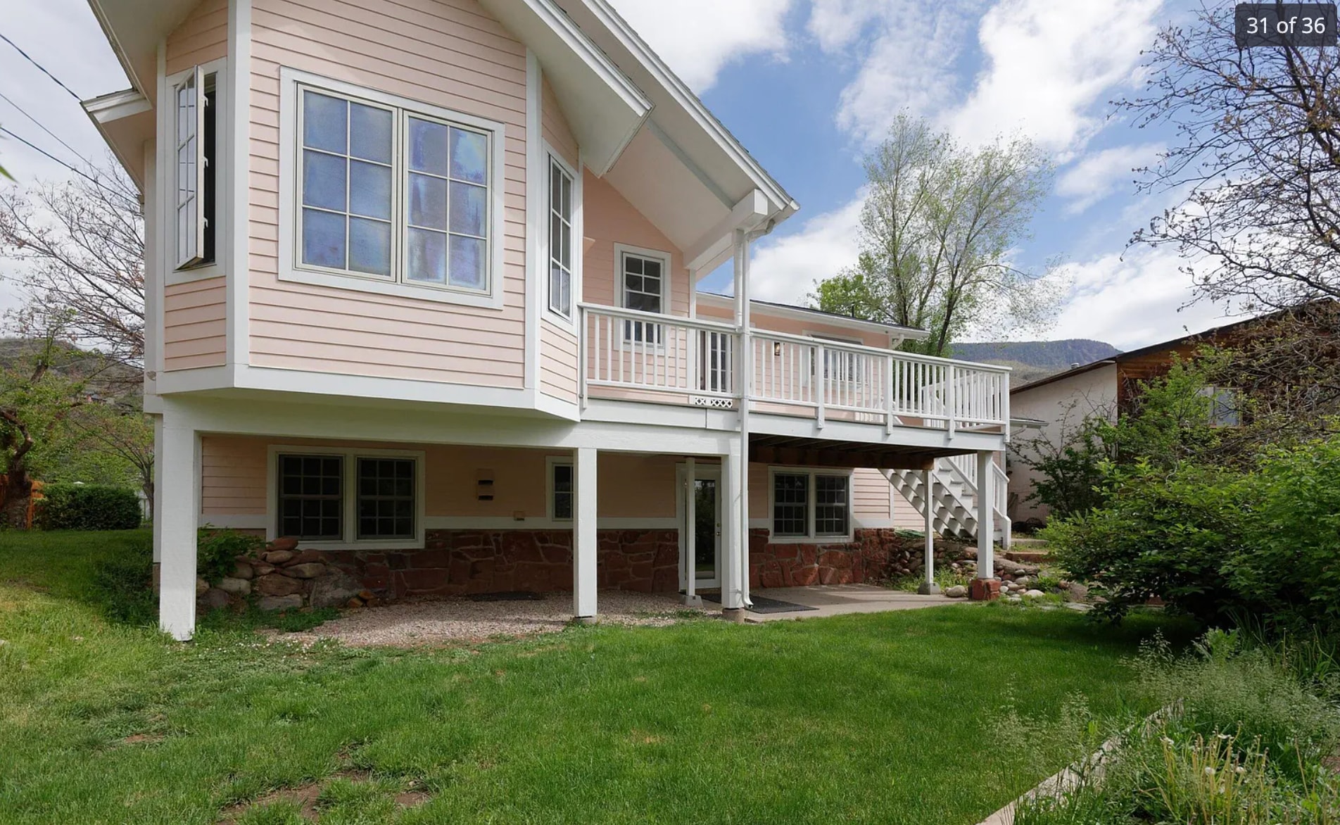 Building Photo - 111 W Homestead Dr