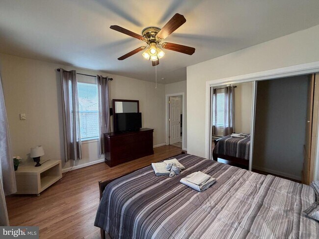 Building Photo - 7103 Rising Sun Ave