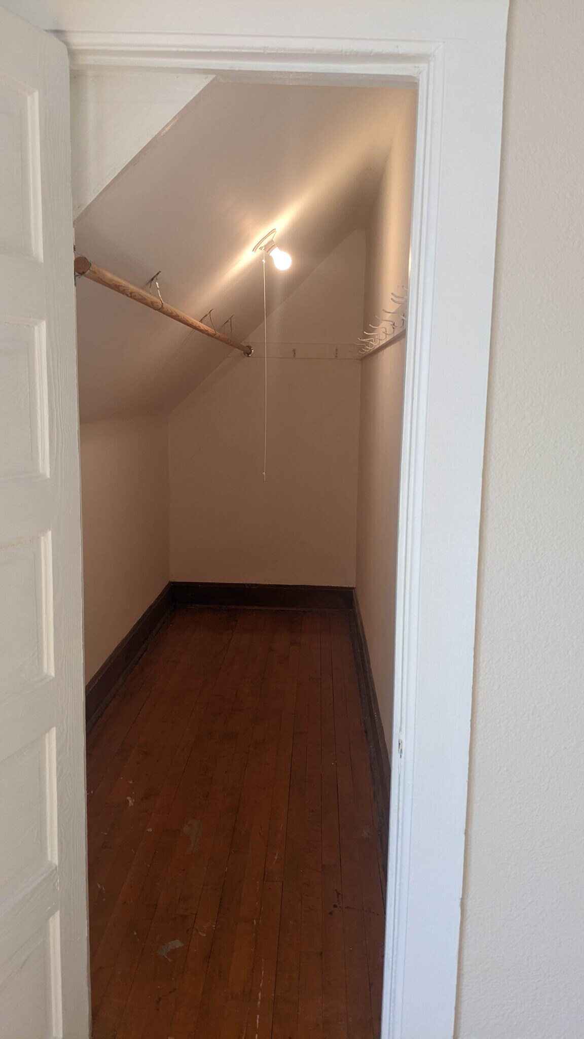 Building Photo - 3248 S Delaware Ave