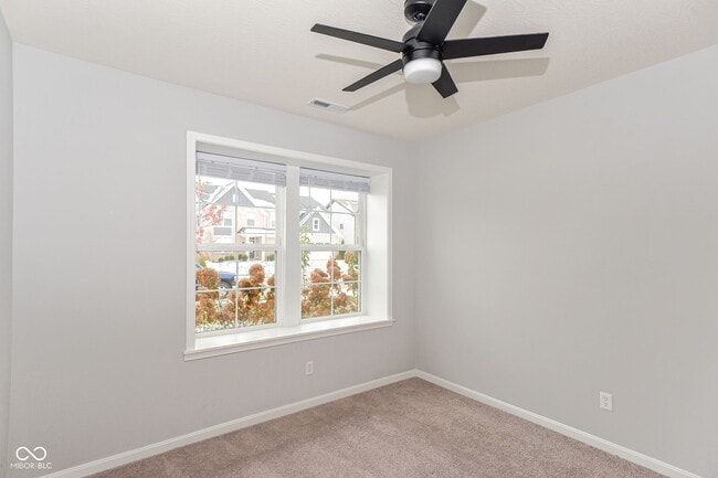 Building Photo - 9924 Mosaic Blue Wy