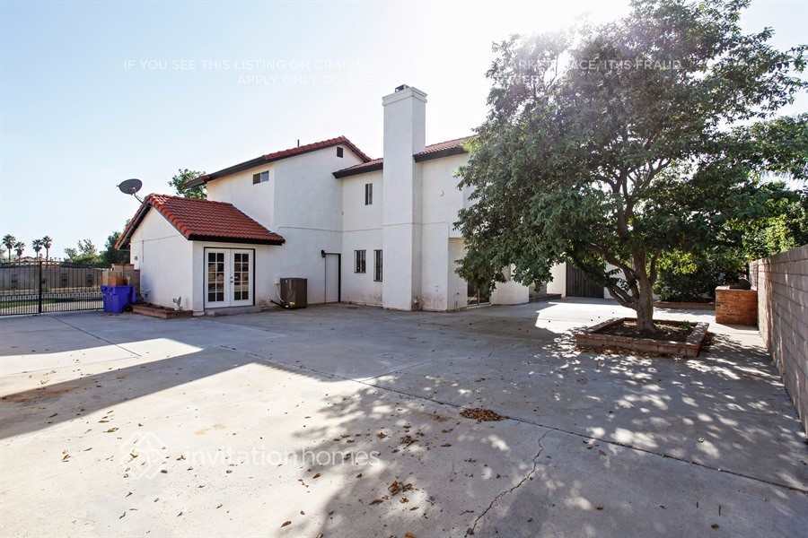 Building Photo - 18274 Montgomery Ave