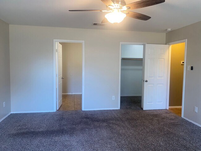 Building Photo - 3 BEDROOM, BELTON ISD