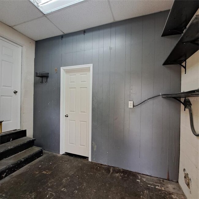 Building Photo - 2851 28th Ave N