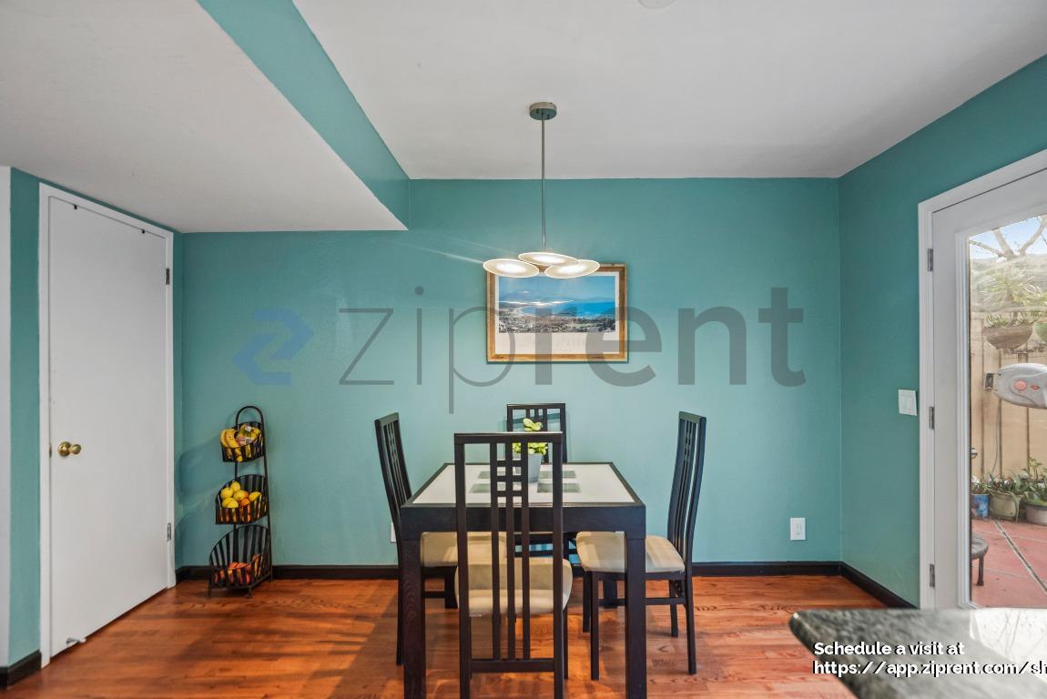 Building Photo - 6090 Calle De Amor