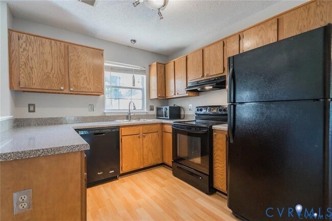 Building Photo - 1814 Timberly Waye