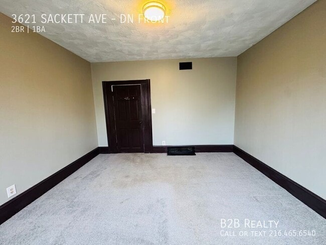 Building Photo - 3621 Sackett Ave