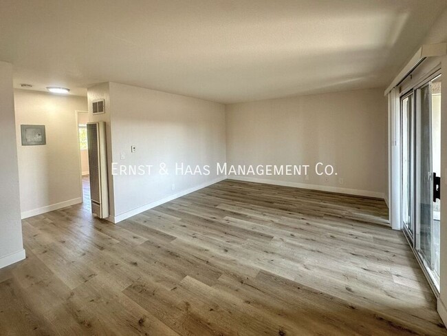 Building Photo - 1080 St Louis Ave