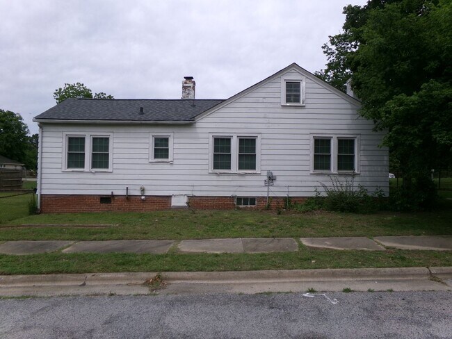 Building Photo - 1408 E. Martin Luther King Jr. Dr.