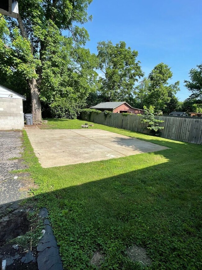 Building Photo - COME RELAX IN YOUR NEW HOME!