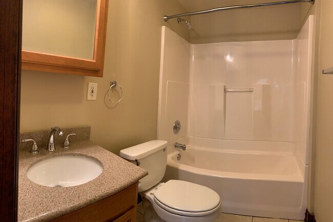 Building Photo - 2261 S Mound