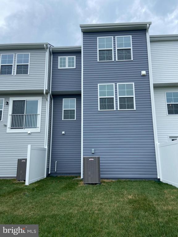 Building Photo - 263 Clifton Mnr