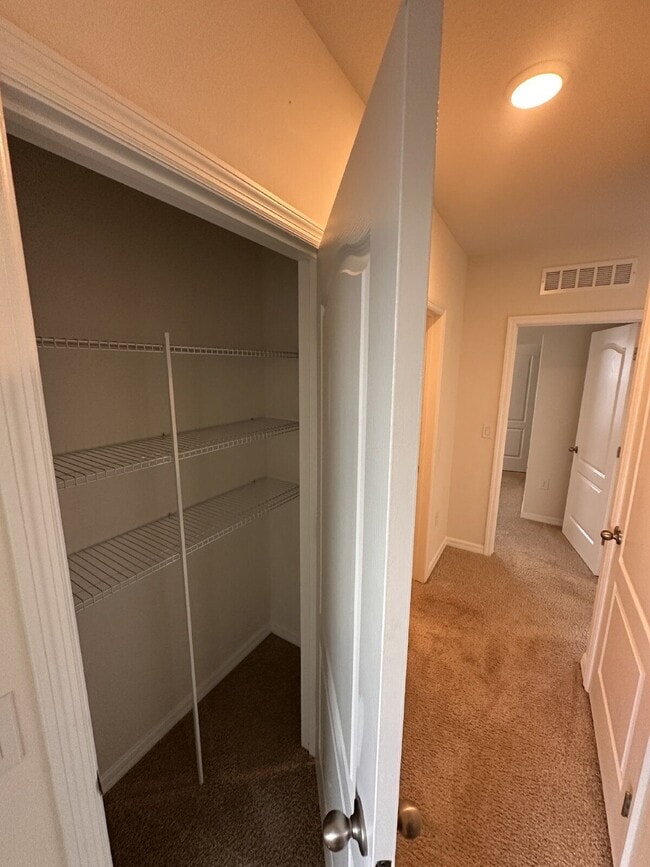 Building Photo - 4186 Looking Glass Pl