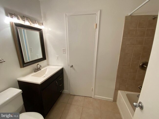 Building Photo - 6322 Draco St