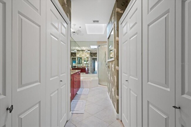 Building Photo - 2254 Harbour Ct Dr