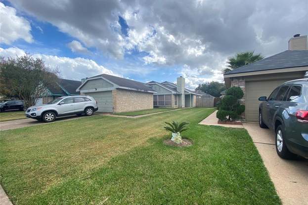 Building Photo - 17427 Lobo Trail