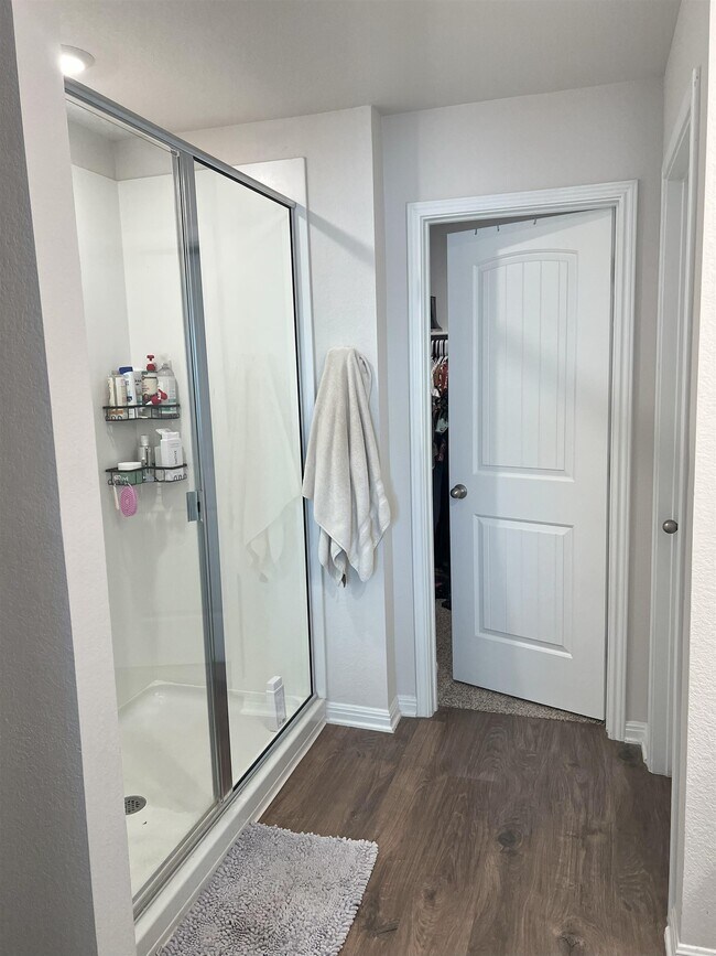 Building Photo - 248 Lone Cedar Rd