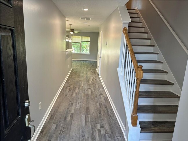 Building Photo - 139 Shenandoah Dr