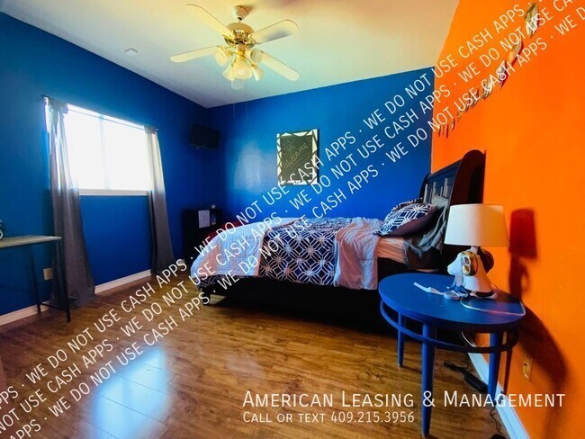 Building Photo - 4820 Edgewood Ln