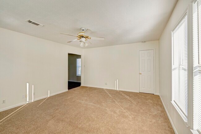 Building Photo - 309 Second St