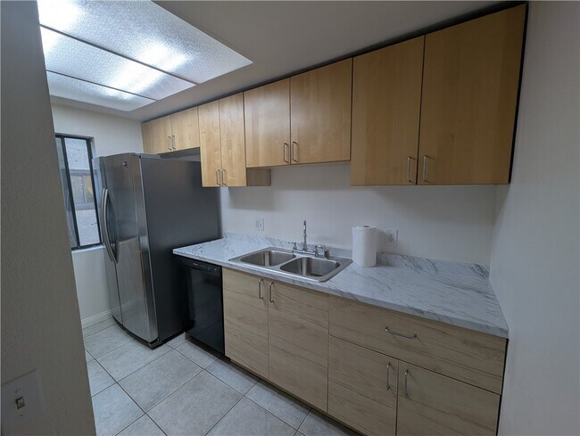 Building Photo - 13990 Ramhurst Dr