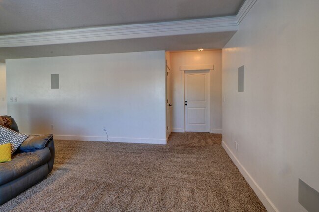 Building Photo - Single Family Lehi Home