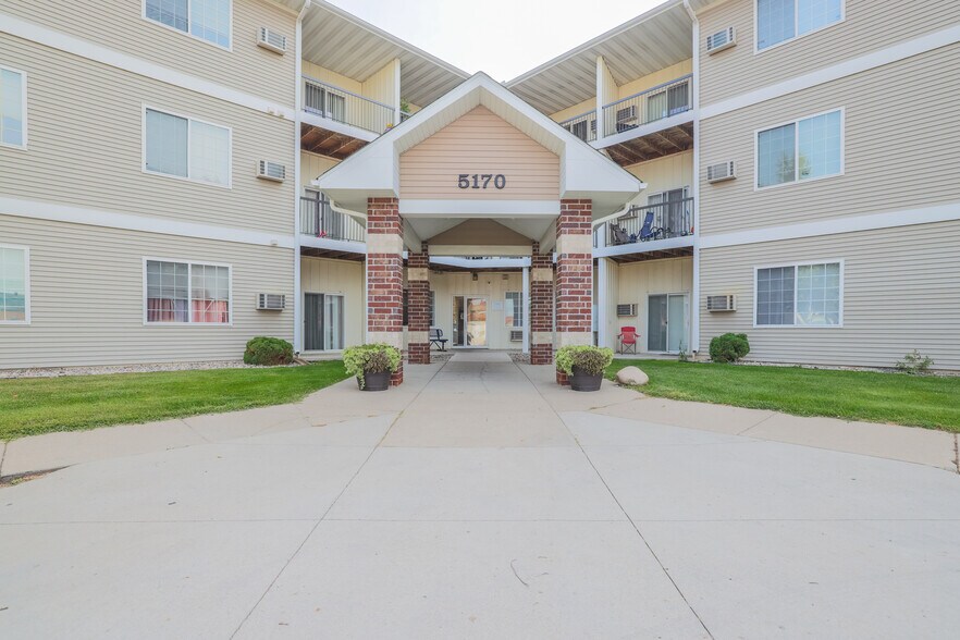 Building Photo - Amber Crossing Apartments