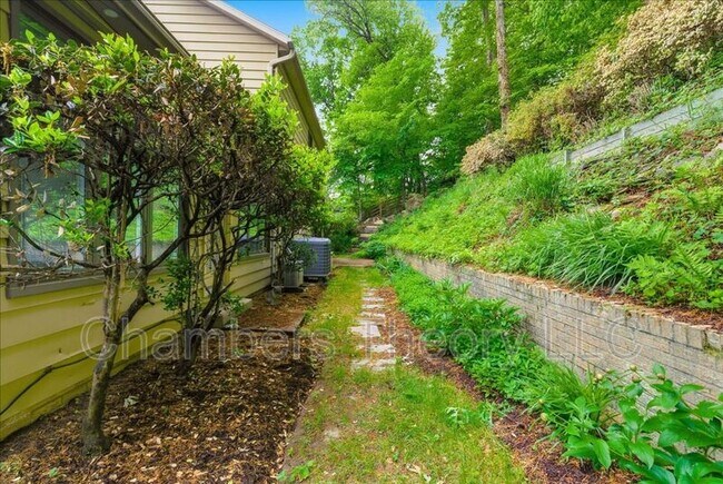 Building Photo - 1436 Ironwood Dr