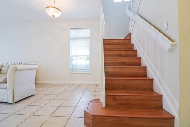 Building Photo - 5663 NW 112th Pl