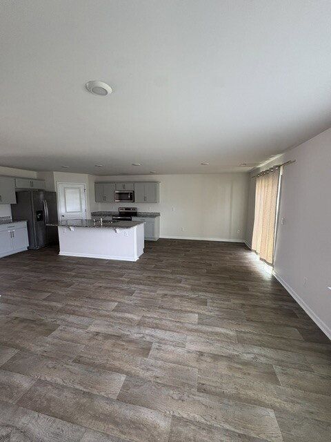 Building Photo - 1153 Fowler Dr